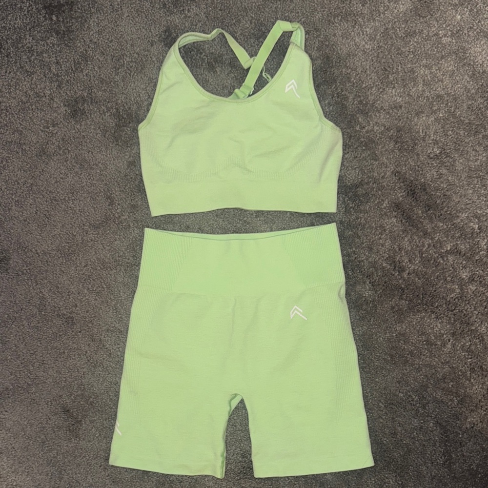 Oner active set light green